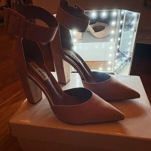 Steve Madden Tan Stiletto Heels with Ankle Strap